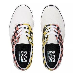 NWOT Vans Comfycush Era Multicolor Sneaker